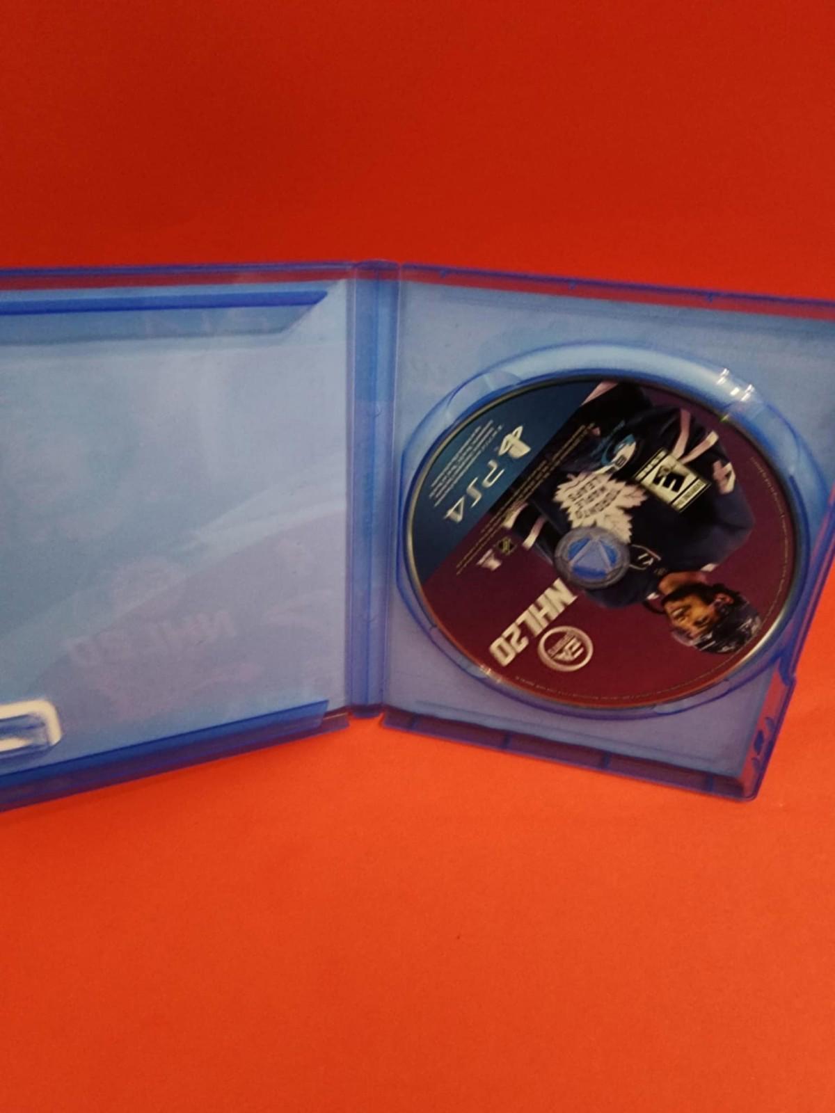 NHL 20 - PlayStation 4 CIB AUSTON MATTHEWS