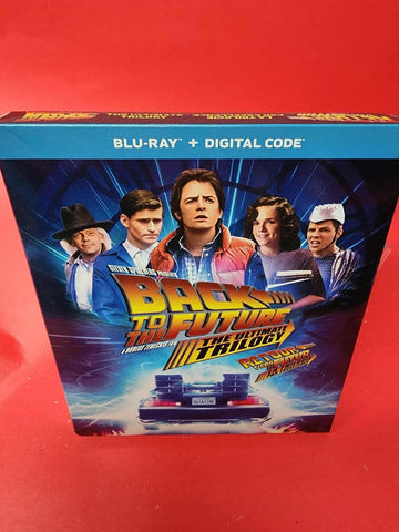 Back To the Future : The Ultimate Trilogy (Blu-ray ) *BILINGUE LIKE NEW*