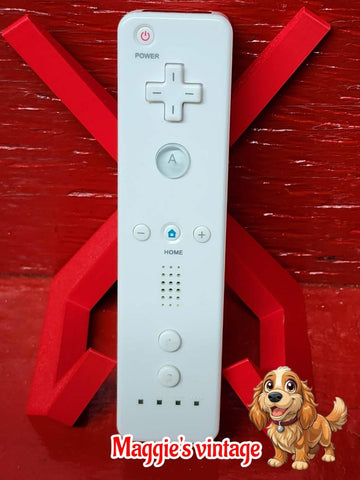 White Original Nintendo Wii Remote Controller wiimote used CLEANED AND TESTED