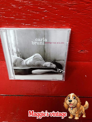 Quelqu'un m'a dit [Audio CD] Bruni, Carla *DISC LIKE NEW*