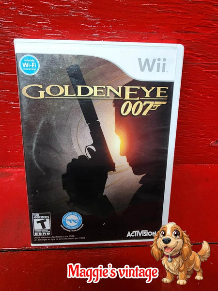 007 GoldenEye (Nintendo Wii, 2010) Complete CIB - *DISC LIKE NEW*