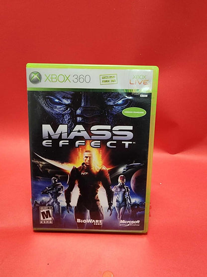 Mass Effect (Microsoft Xbox 360, 2007) like new! CIB