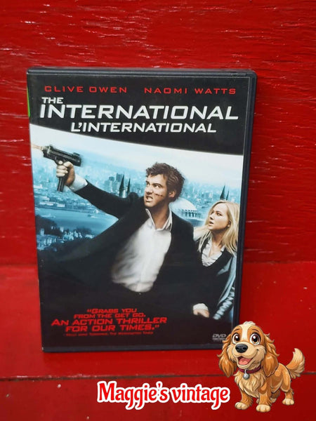 The International (DVD, 2009 Bilingual)  *BILINGUE DISC LIKE NEW*