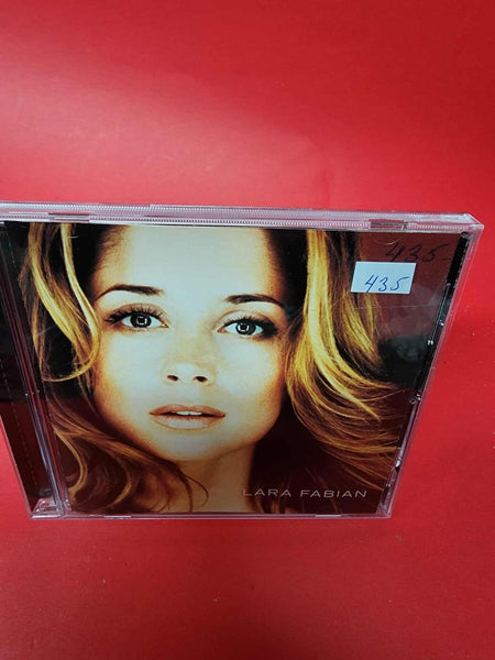 Lara Fabian (CD) CHIFFRE A ETE ECRIS SUR L'INSERT * CD ARE LIKE NEW*